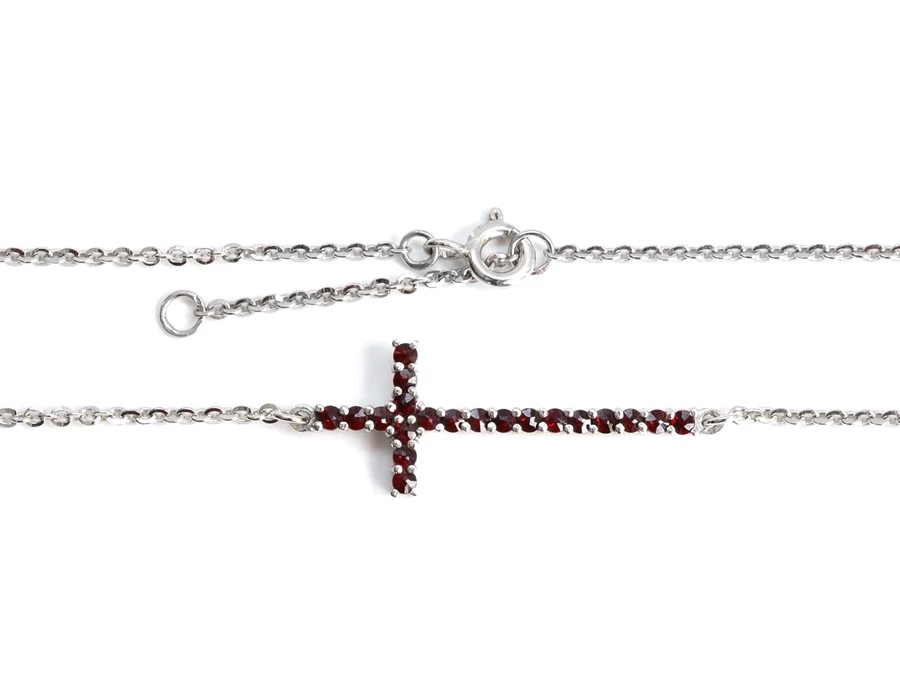 Stříbrný náhrdelník křížek český granát Rhodiování