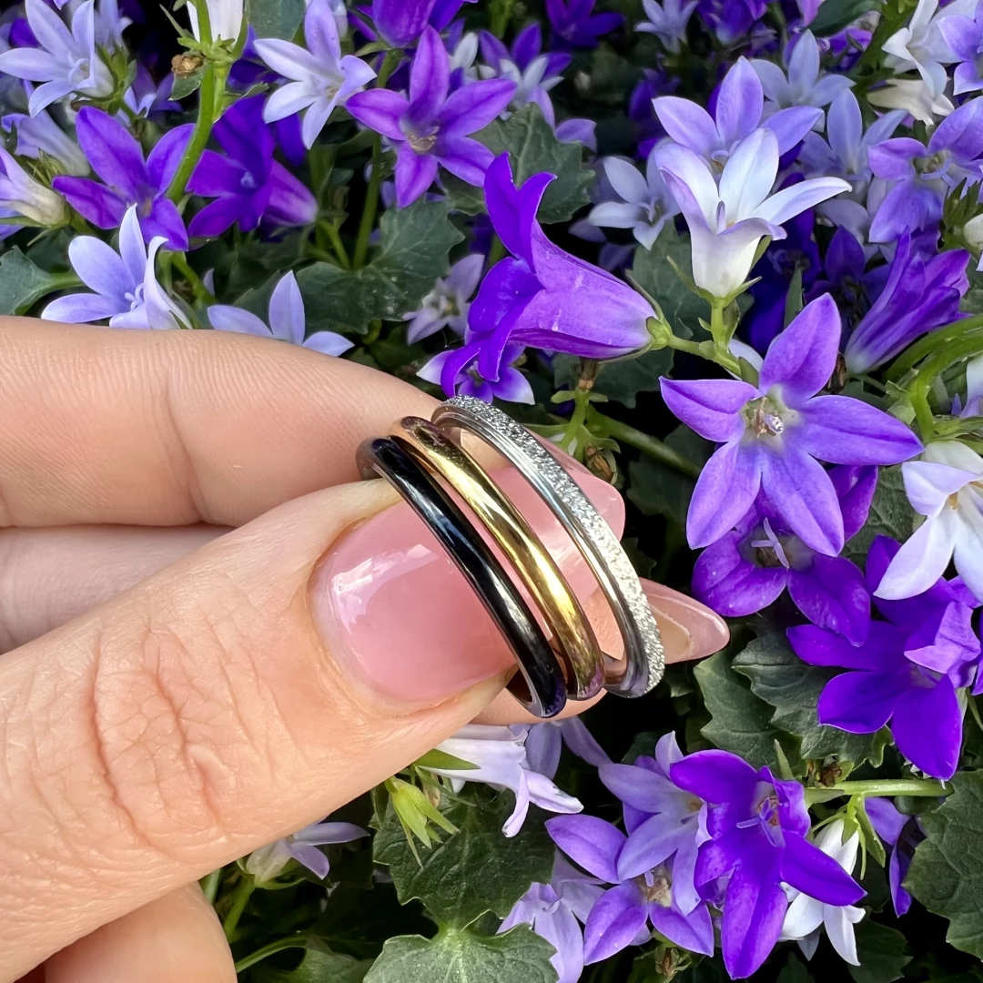 Ocelové prsteny multicolor 59