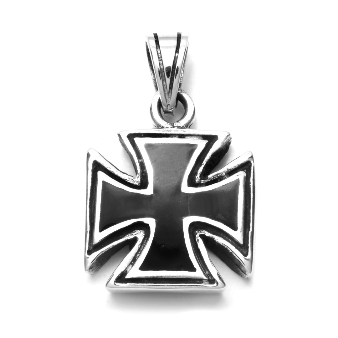 Stříbrný přívěsek - maltézský kříž