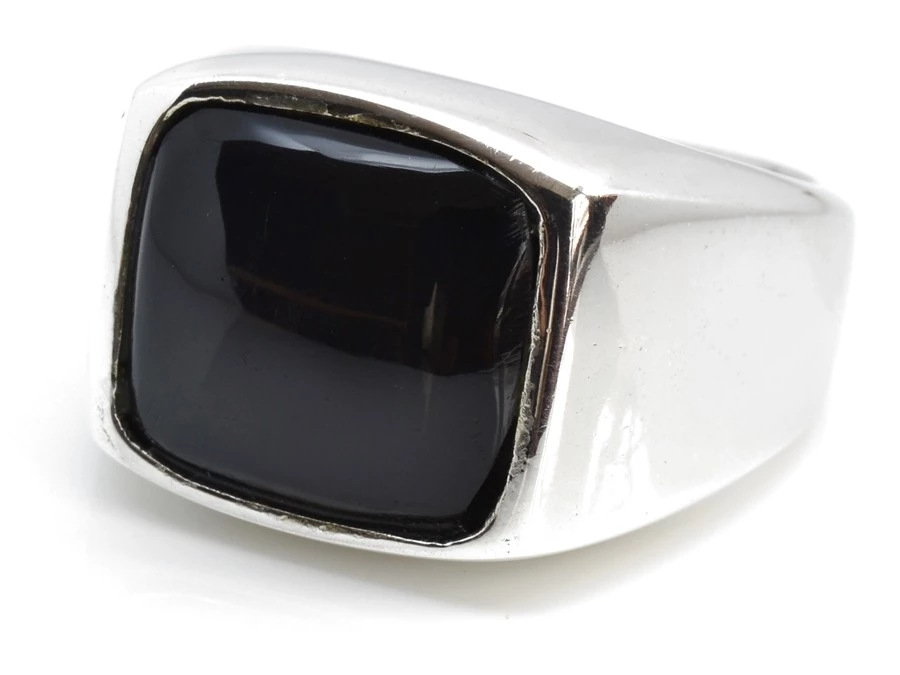 Stříbrný prsten pánský onyx 60