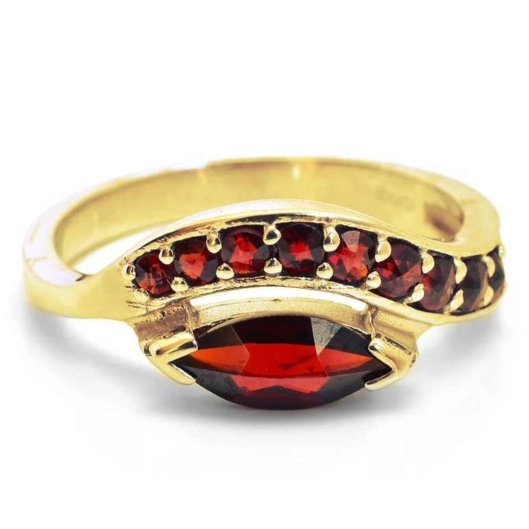 Zlatý prsten český granát 61, Zlato Au 585/1000 (dodání 1-8 týdnů)
